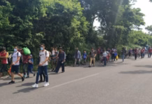 Caravana migrante sale de Chiapas rumbo a Estados Unidos con la esperanza de un cambio político