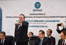 Ebrard pide salir de la lista de presidenciables rumbo a 2030: “Bórrame”
